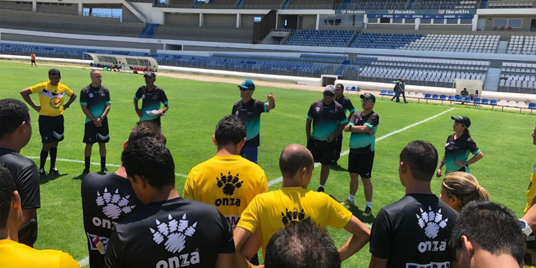 Comissão de Arbitragem indica árbitros e assistentes para 2020