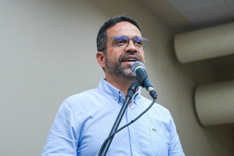 Paulo lidera pesquisa Ipec na corrida pelo governo de Alagoas