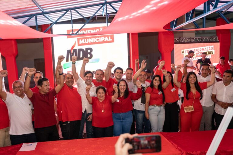 MDB oficializa candidatura de Eduardo Bulhões à Prefeitura de Santana na maior convenção da história